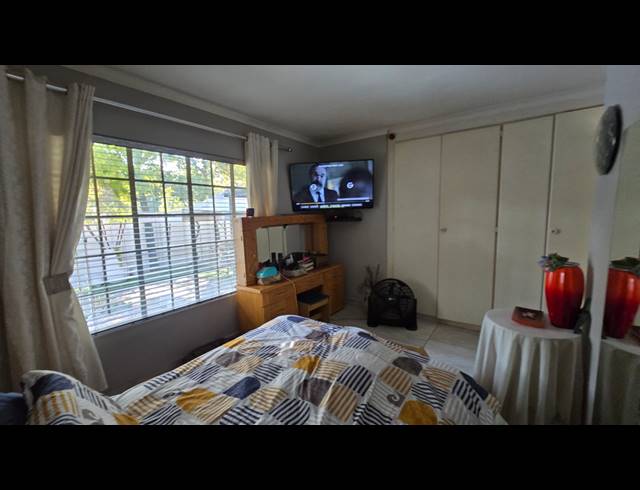 2 BEDROOM SECTIONAL TITLE FOR SALE IN ALBERTSDAL